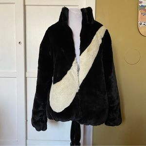Nike Womens Oversized Swoosh Logo Jacket